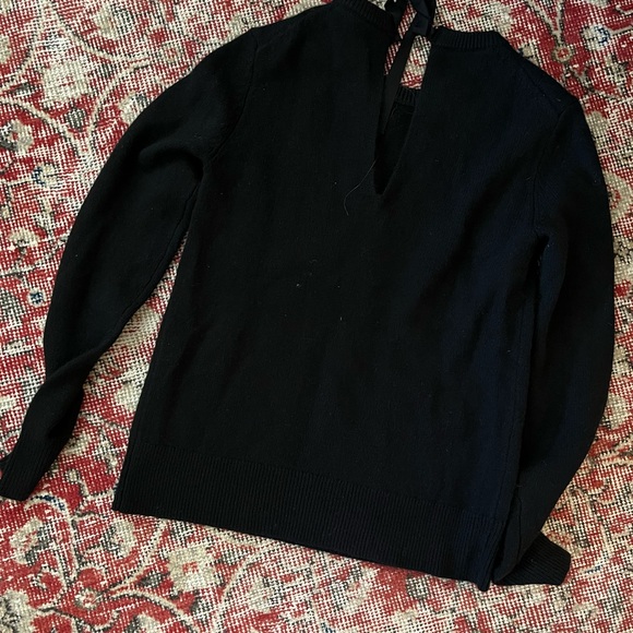 Theory Tie Back Sweater - Picture 3 of 4